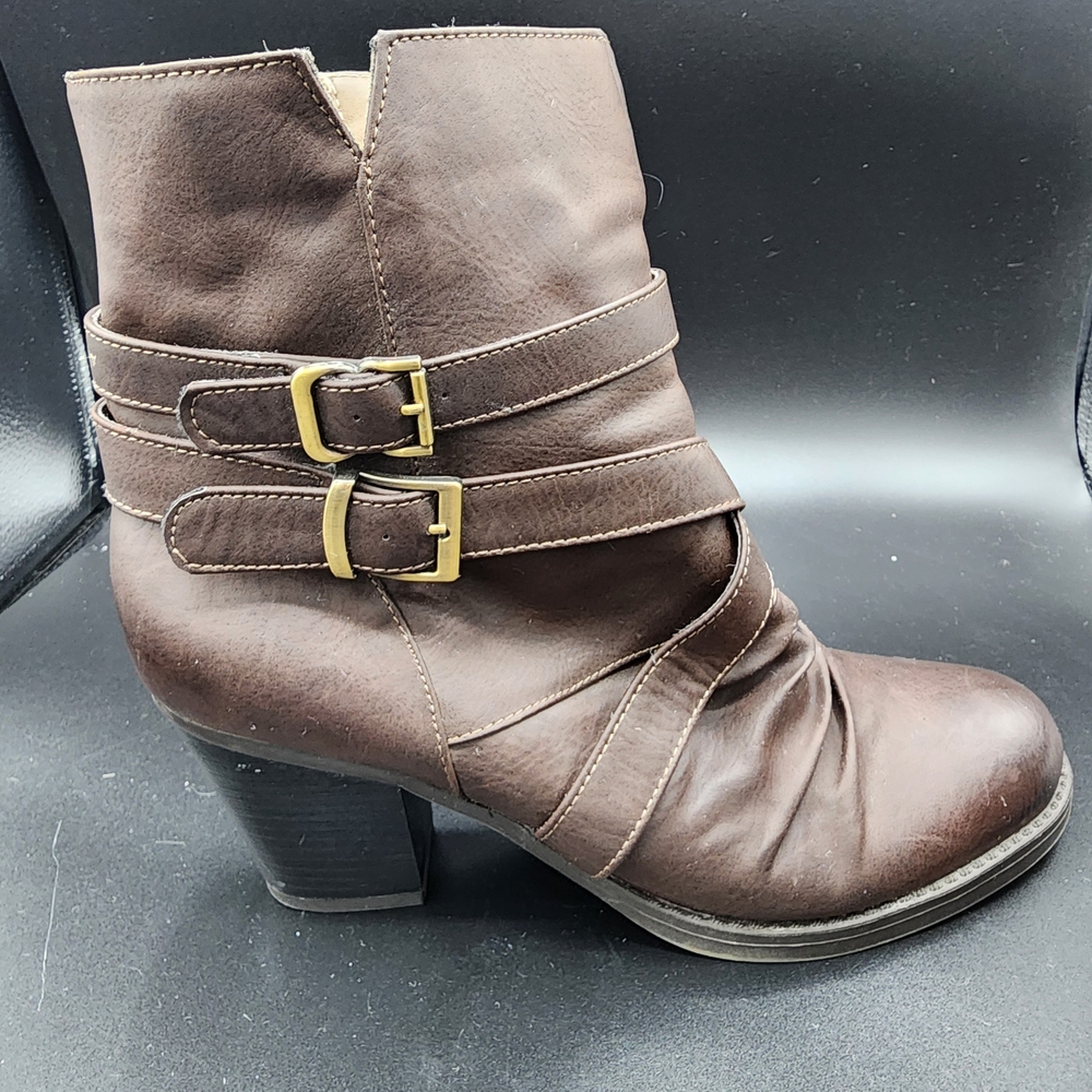 Natural Soul Dark Brown Ankle Boots with Double Buckle